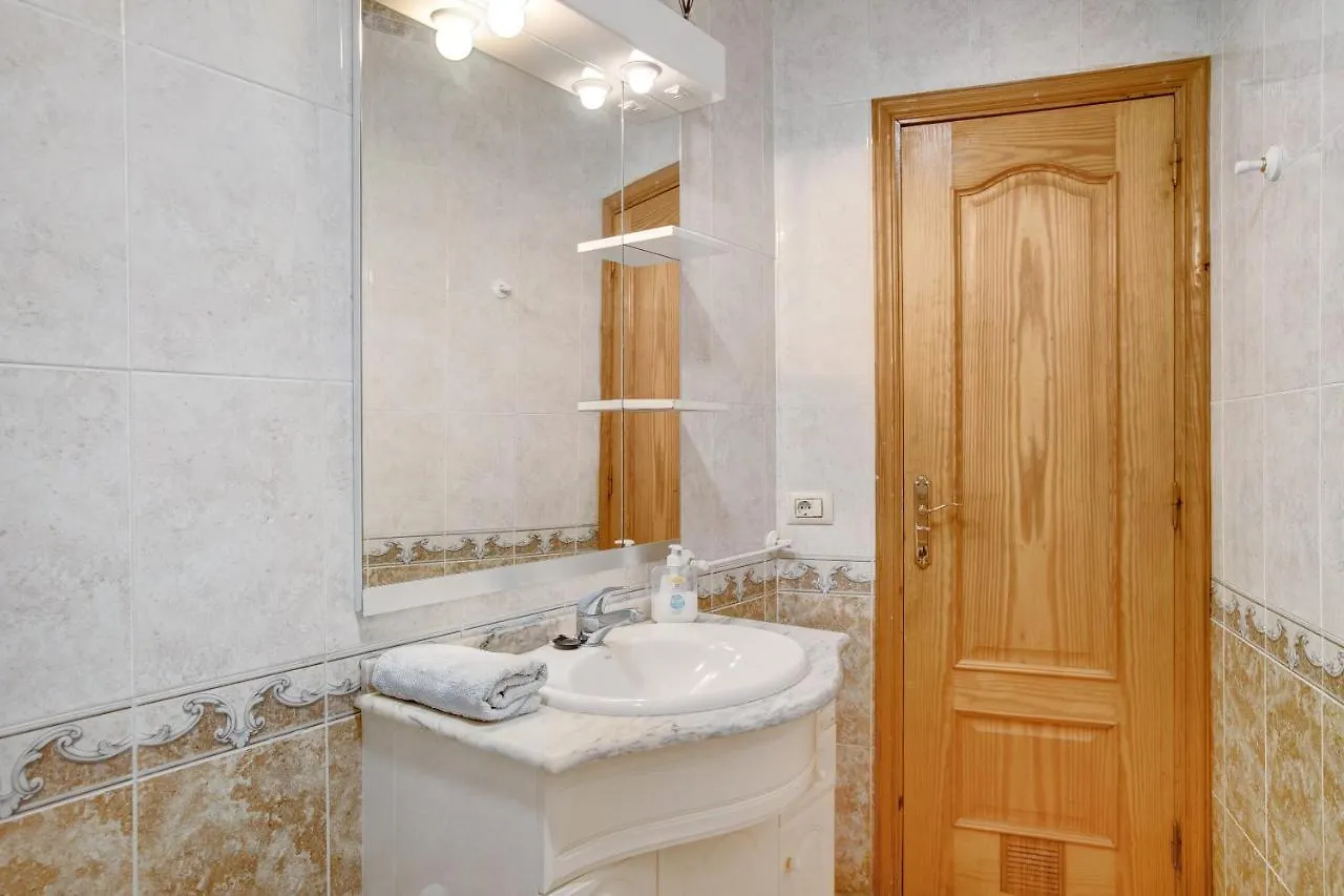 Holiday home 3 Bedroom Apartment Near Sta Cruz Santa Cruz de Tenerife