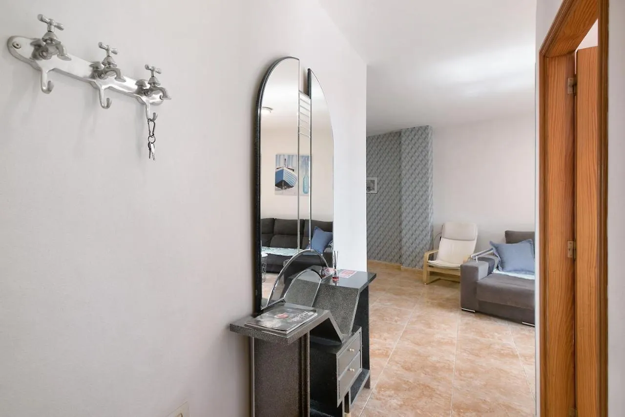 Holiday home 3 Bedroom Apartment Near Sta Cruz Santa Cruz de Tenerife